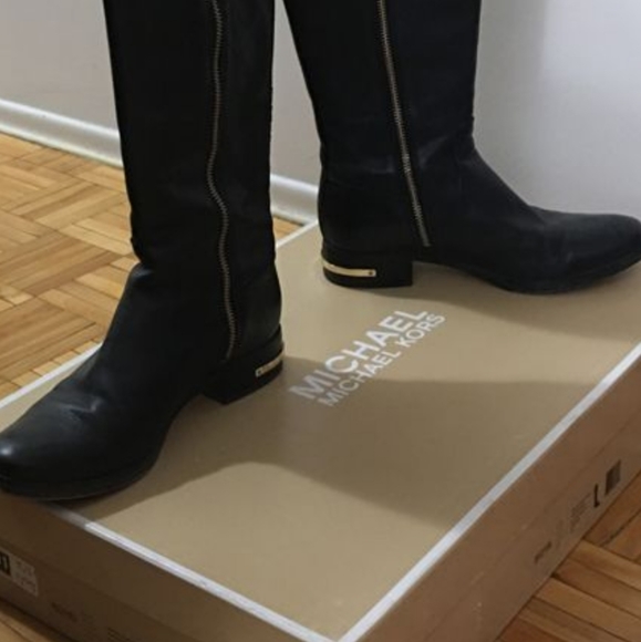 Michael kors riding boots - Picture 2 of 4